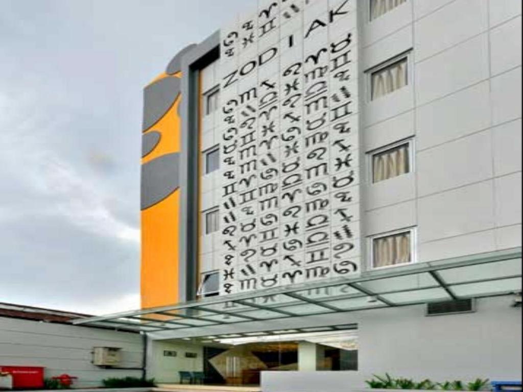 בנדונג Zodiak Kebon Jati By Kagum Hotels מראה חיצוני תמונה