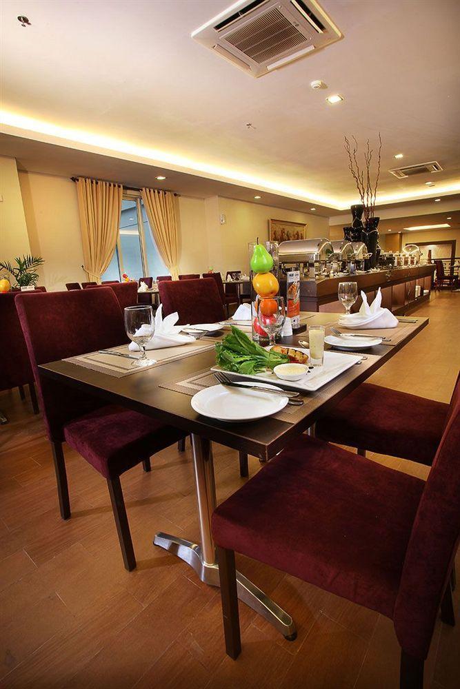 בנדונג Zodiak Kebon Jati By Kagum Hotels מראה חיצוני תמונה
